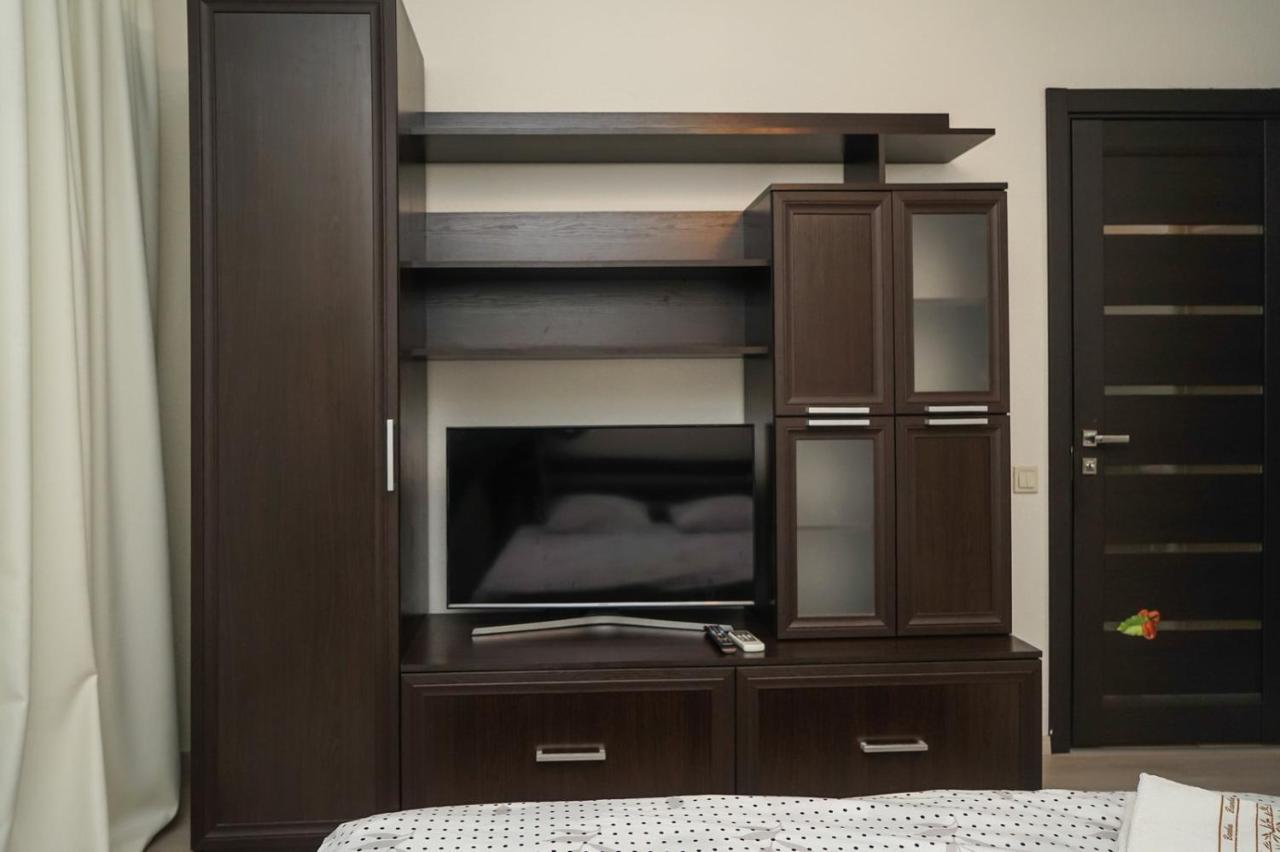 Apartment On Chornovola 27 Kyiv